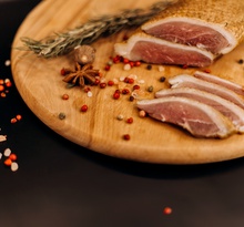 Вяленая утиная грудка (сырокопченая)